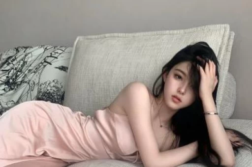 别再为八卦买单：从“姚晨官宣离婚”看明星隐私与流量的边界