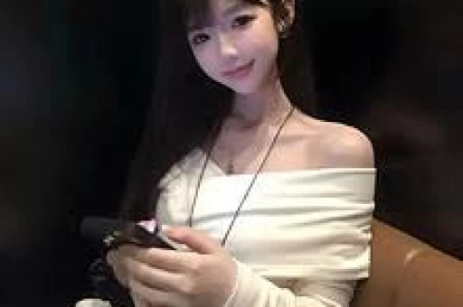 娱乐圈八卦揭秘：白鹿公关告急热巴绯闻不断网红与男歌手恋情内幕曝光