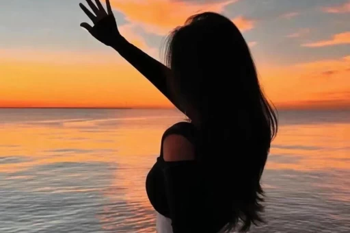 8位明星最新八卦揭秘：阚清子低调不提旧事张若昀亲爹关系引热议